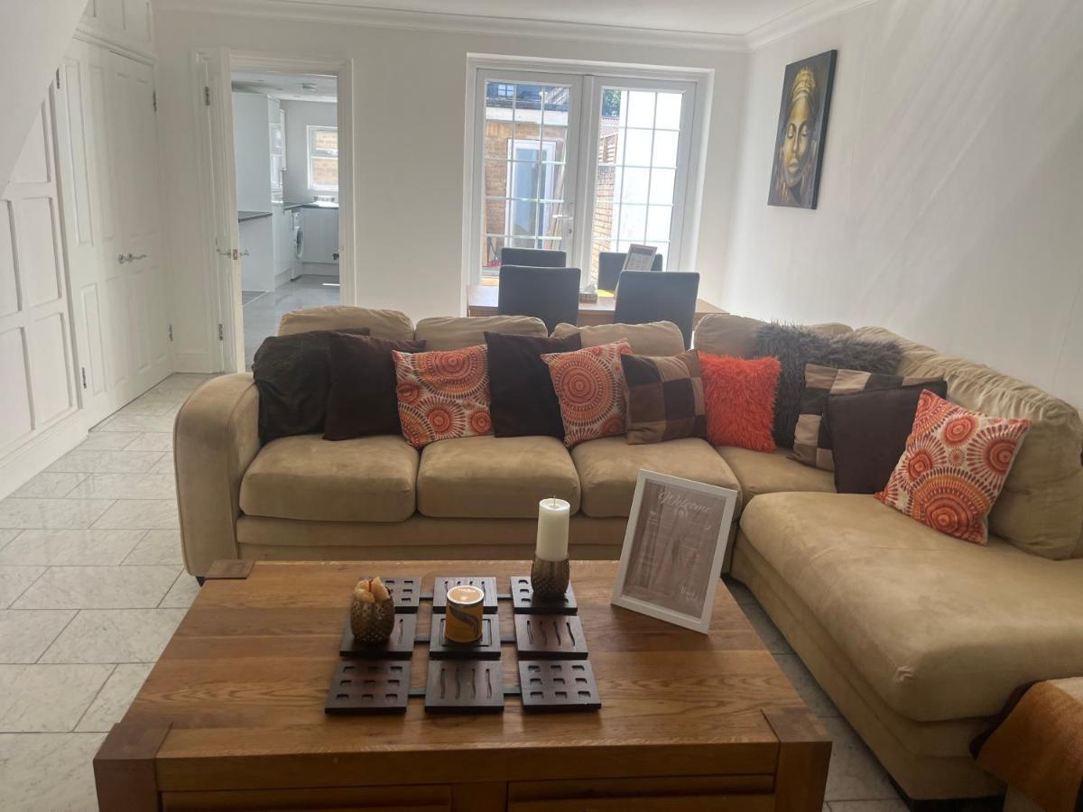 City Reach Retreat Spacious 4Bed House Startford Maryland Great Transport Links Londen Buitenkant foto